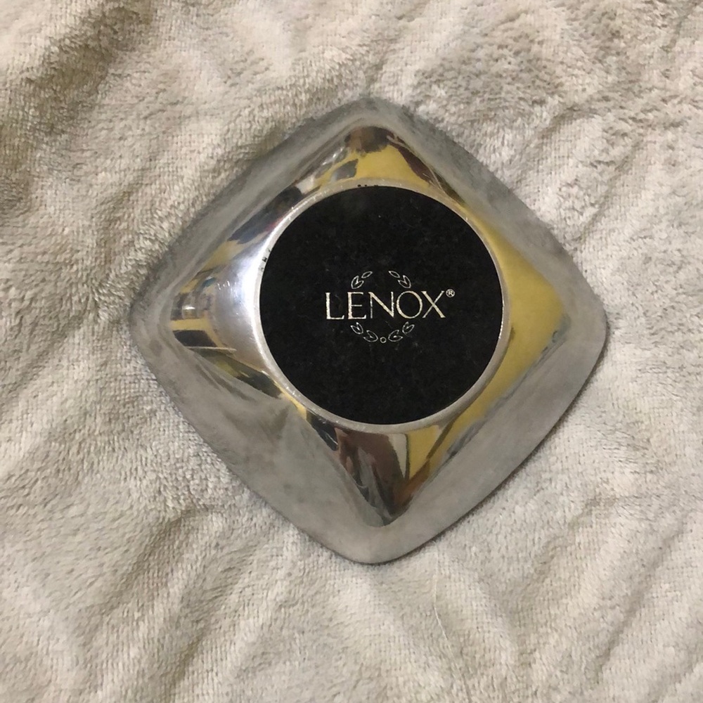 Lenox tea light candle holder